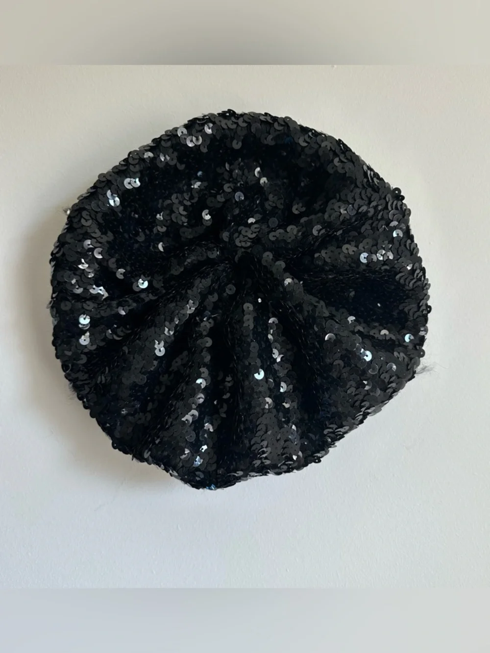 Black Sequin Beret - Women Accessories - Picture 1 of 6